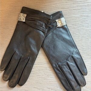 Pritzi Black Gloves with Silver Embellishments